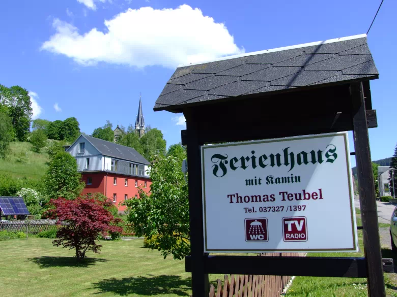 Hier müssen sie abbiegen: Ferienhaus im Osterzgebirge